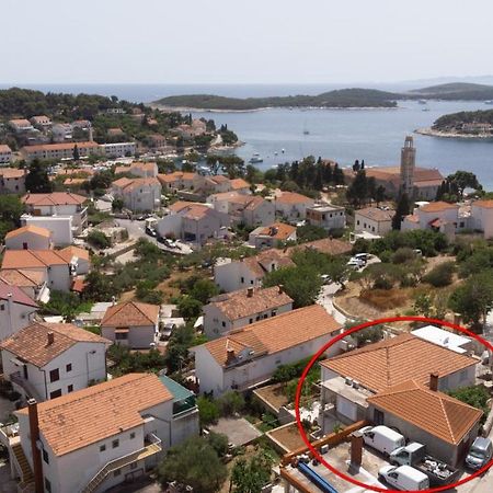 Apartments And Rooms With Parking Space Hvar - 15706 Hvar Town Exterior foto