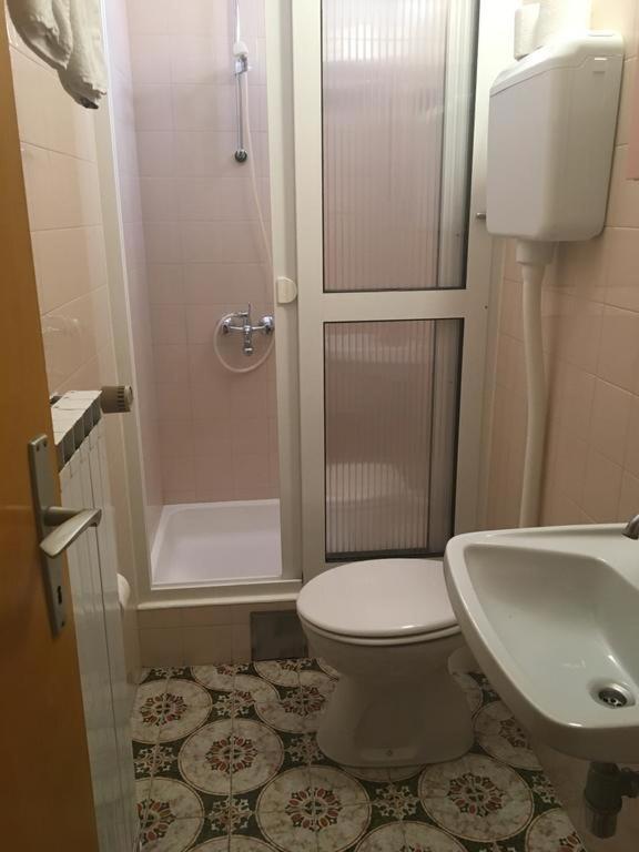 Apartments And Rooms With Parking Space Hvar - 15706 Hvar Town Exterior foto