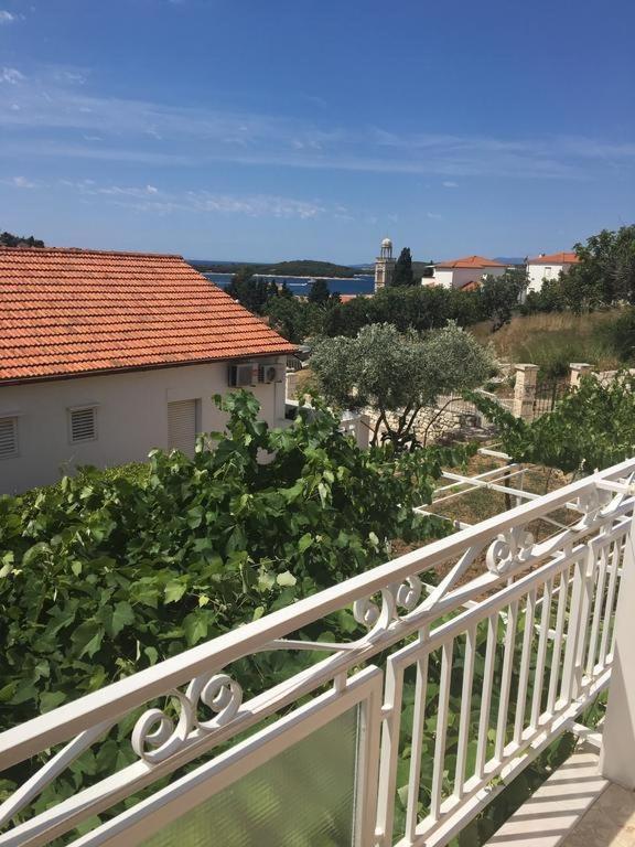 Apartments And Rooms With Parking Space Hvar - 15706 Hvar Town Exterior foto